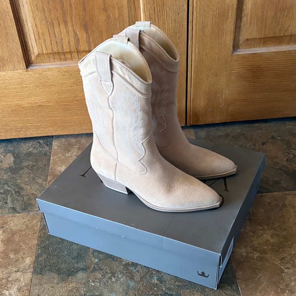 Crown Vintage Macchiato Suede Cowboy Boots